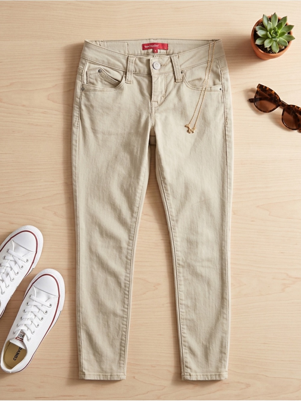 YMI WannaBettaButt? Khaki Pants - Juniors Size 1